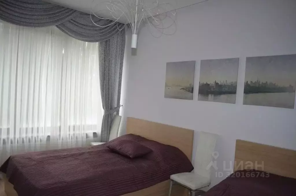 1-к кв. Крым, Ялта проезд Парковый, 6А (66.0 м) - Фото 0