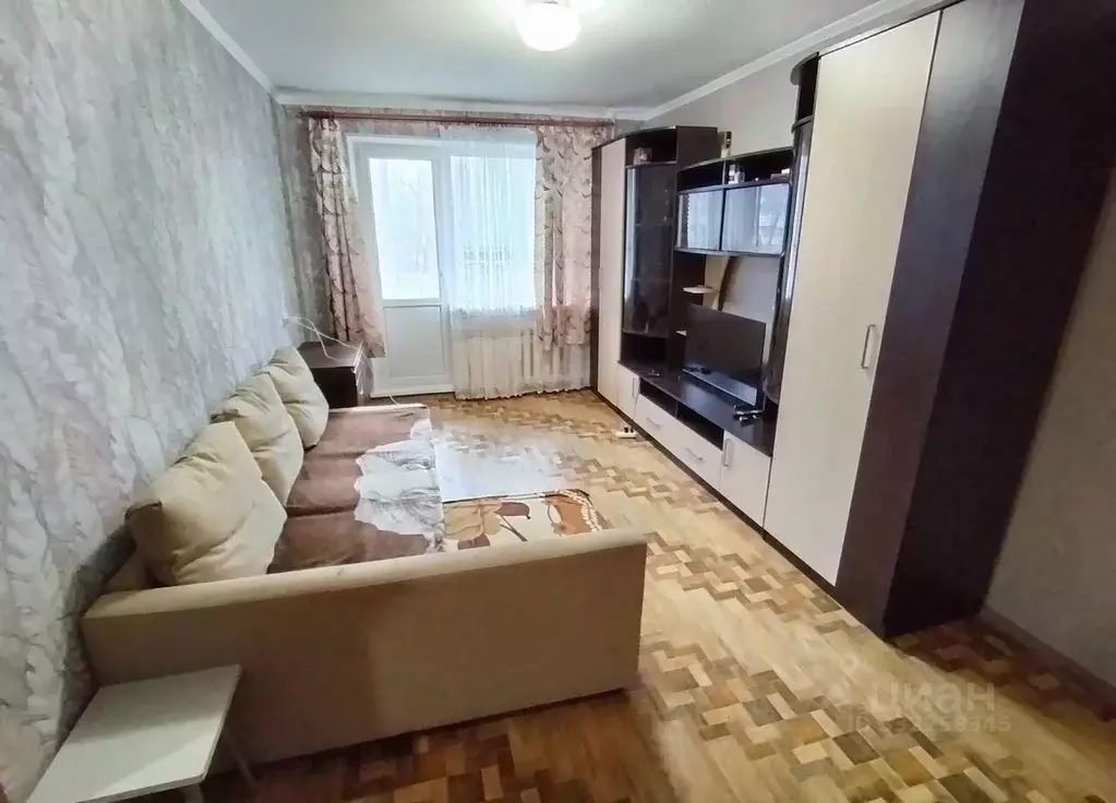2-к кв. Ленинградская область, Луга ул. Кингисеппа, 10 (48.0 м) - Фото 1