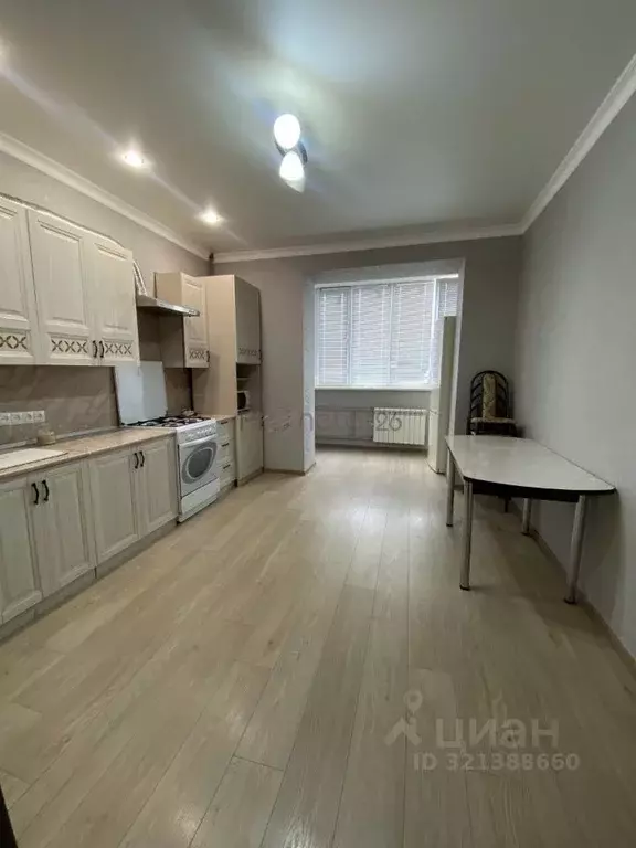 2-к кв. Ставропольский край, Пятигорск Оранжерейная ул., 17к2 (75.0 м) - Фото 1