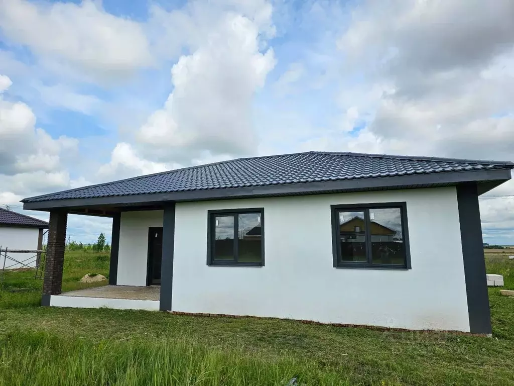 Дом в Рязанская область, Рязанский муниципальный округ, с. Дубровичи, ... - Фото 1