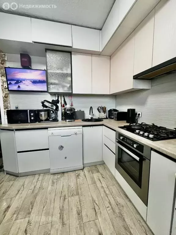 3-комнатная квартира: деревня Демихово, Заводская улица, 29 (66.7 м) - Фото 2