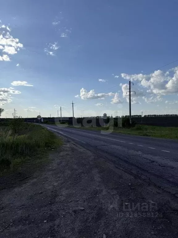 Участок в Курская область, Курский район, Моковский сельсовет, д. ... - Фото 0