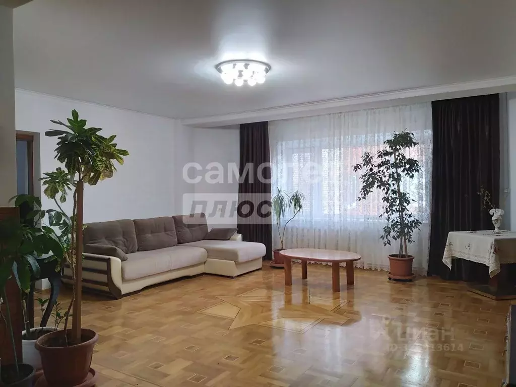 3-к кв. Краснодарский край, Анапа ул. Ленина, 213 (104.0 м) - Фото 0