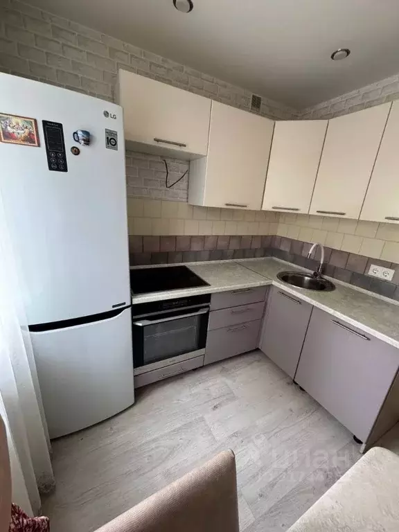 3-к кв. Иркутская область, Иркутск Юбилейный мкр, 60 (59.0 м) - Фото 0