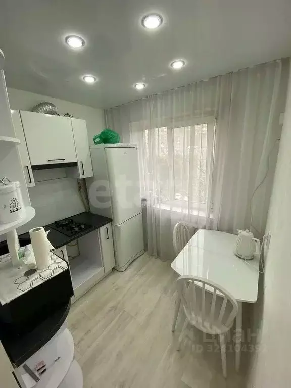 1-к кв. Красноярский край, Красноярск Медицинский пер., 33 (35.0 м) - Фото 0