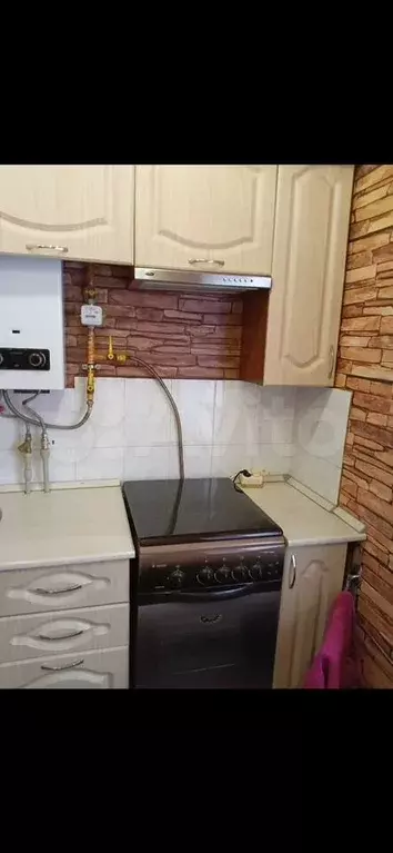 Комната 30 м в 1-к., 1/5 эт. - Фото 0