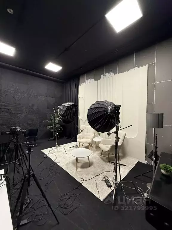 Помещение свободного назначения в Москва Рублевское ш., 22к2 (300 м) - Фото 0