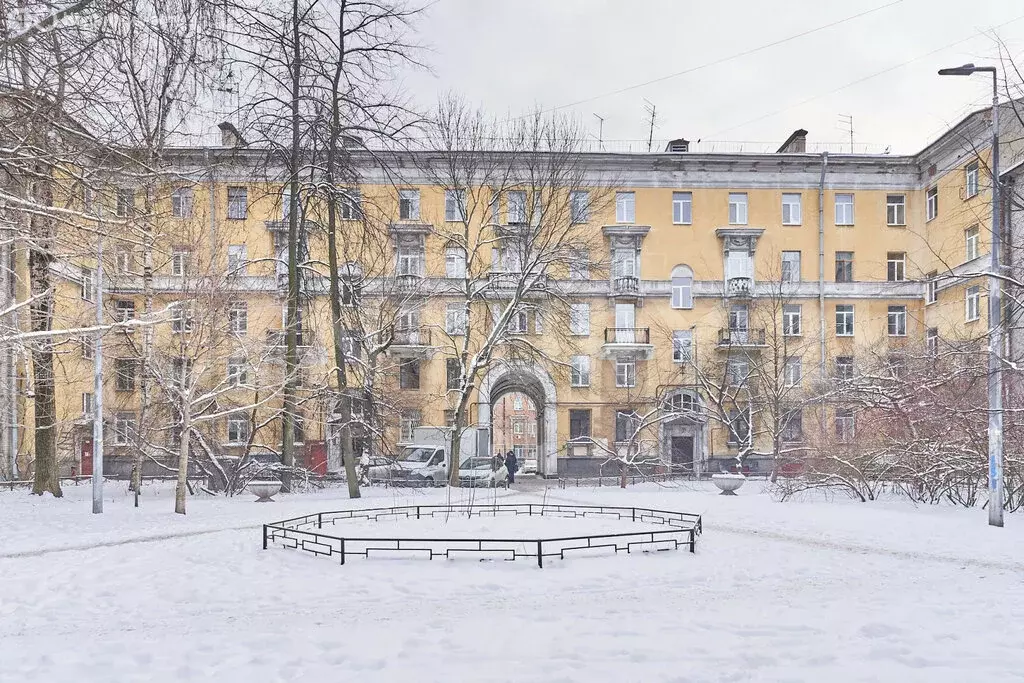 3-комнатная квартира: Санкт-Петербург, Краснопутиловская улица, 27 ... - Фото 0