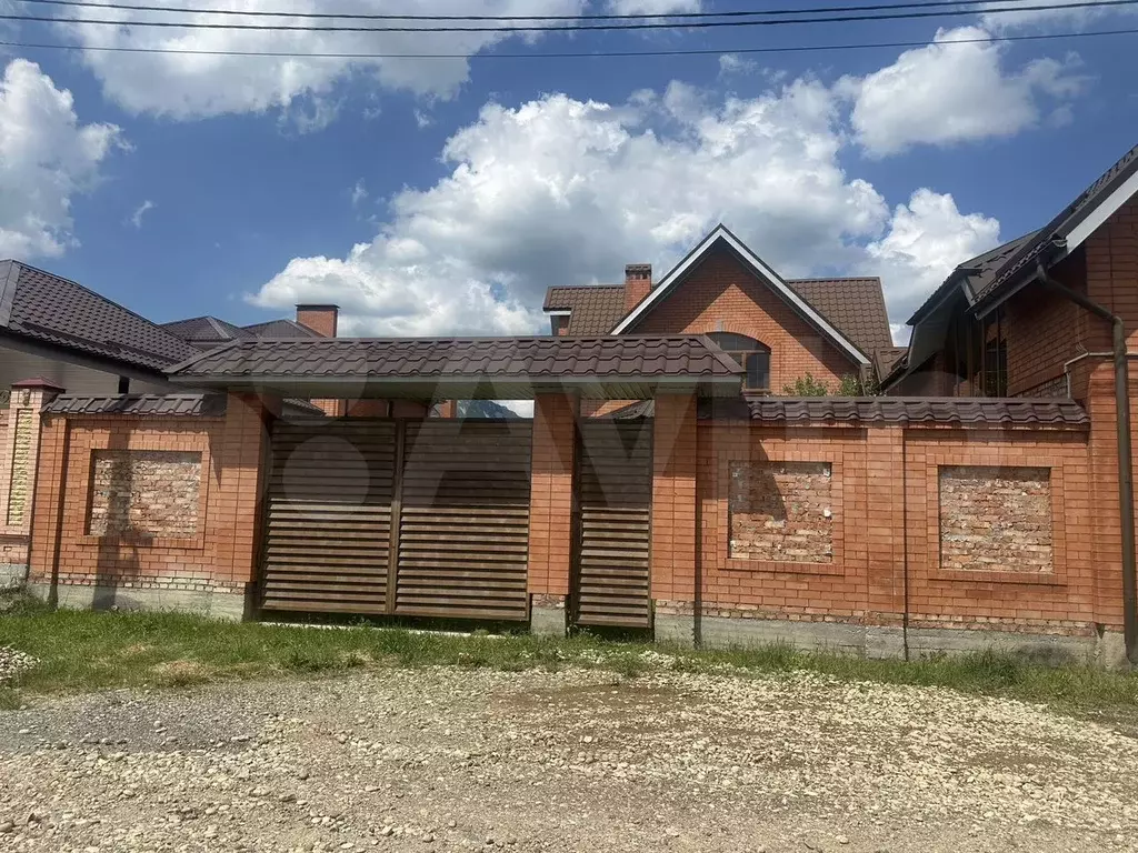 Дом 560 м на участке 8 сот. - Фото 0