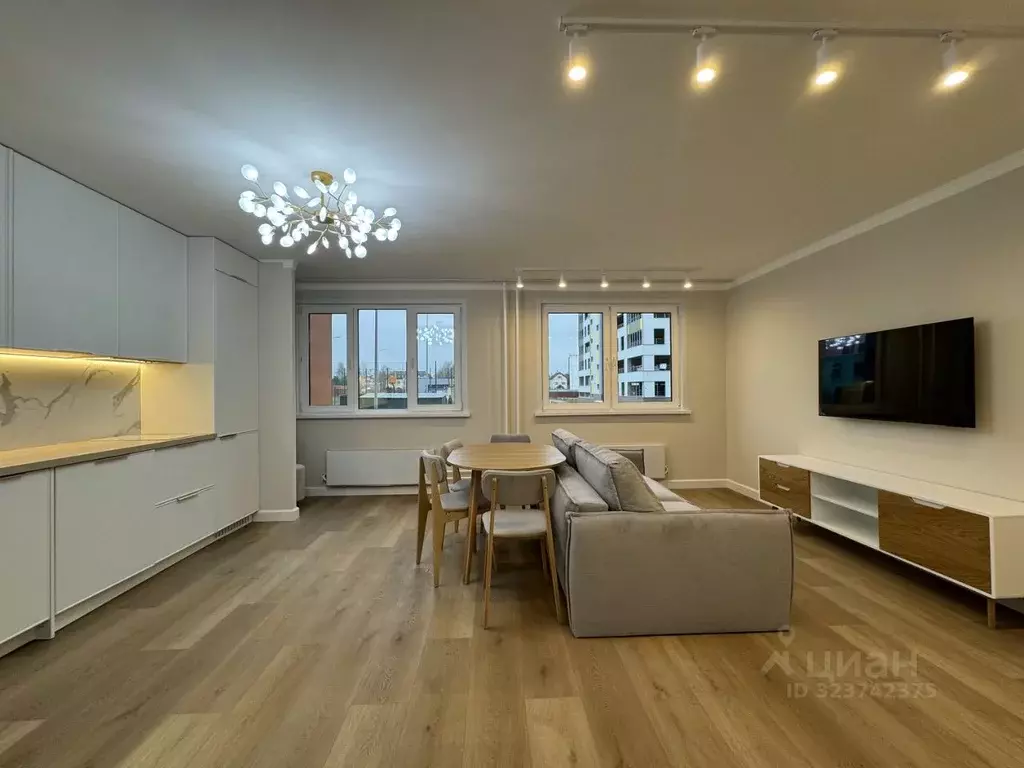 Студия Московская область, Красногорск городской округ, д. Глухово ул. ... - Фото 1