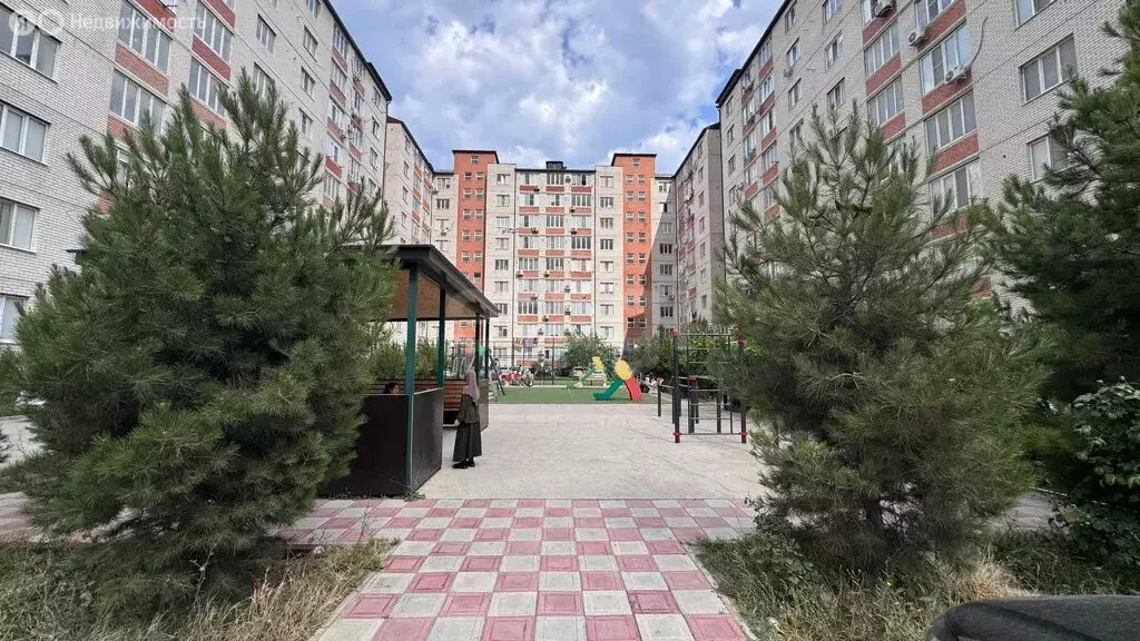 3-комнатная квартира: Каспийск, улица Амет-хан Султана, 25 (125 м) - Фото 2