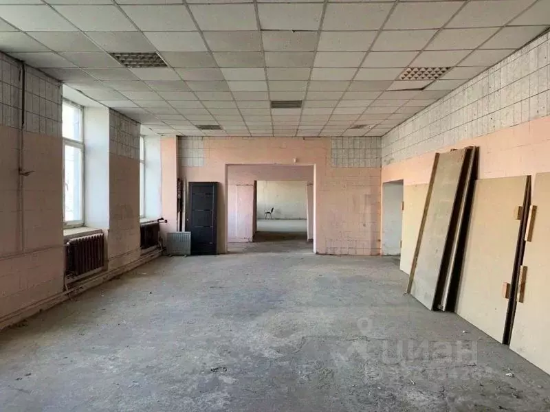 Производственное помещение в Санкт-Петербург ул. Салова, 45 (1167 м) - Фото 2