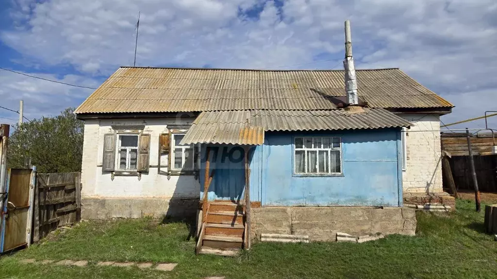 Дом в Оренбургская область, Оренбургский район, с. Нижняя Павловка ул. ... - Фото 2