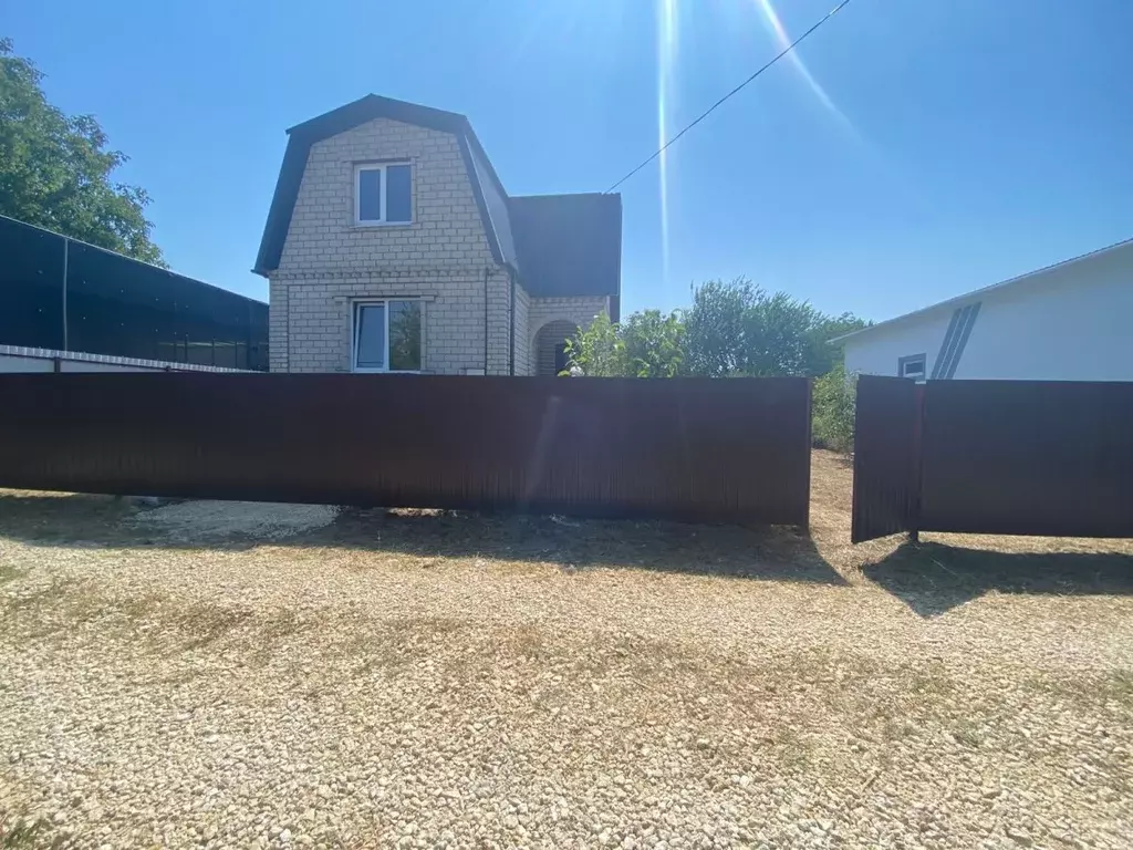 Дом в Краснодарский край, Кореновский район, Новоберезанское с/пос, ... - Фото 1