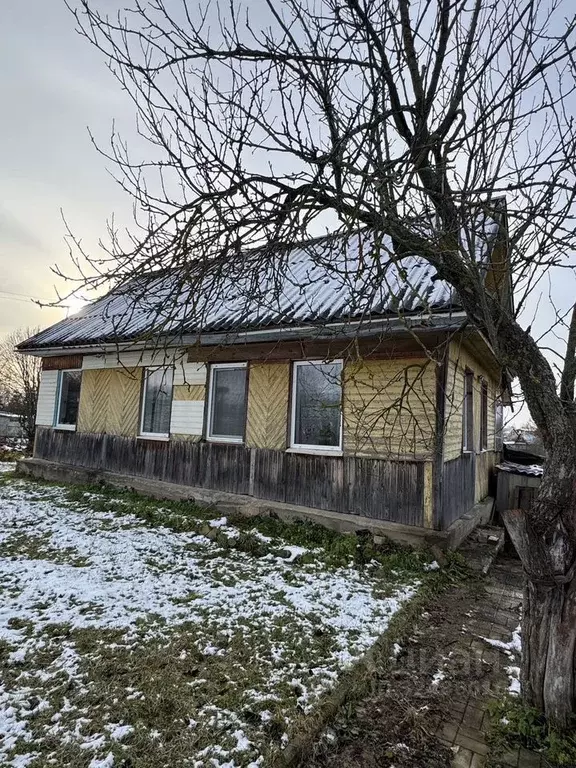 Дом в Псковская область, Великолукский район, Шелковская волость, д. ... - Фото 1