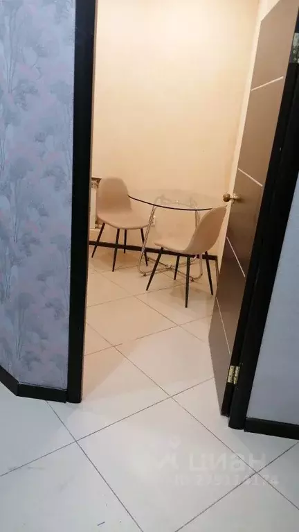 2-к кв. Бурятия, Улан-Удэ ул. Гастелло, 3 (42.0 м) - Фото 2