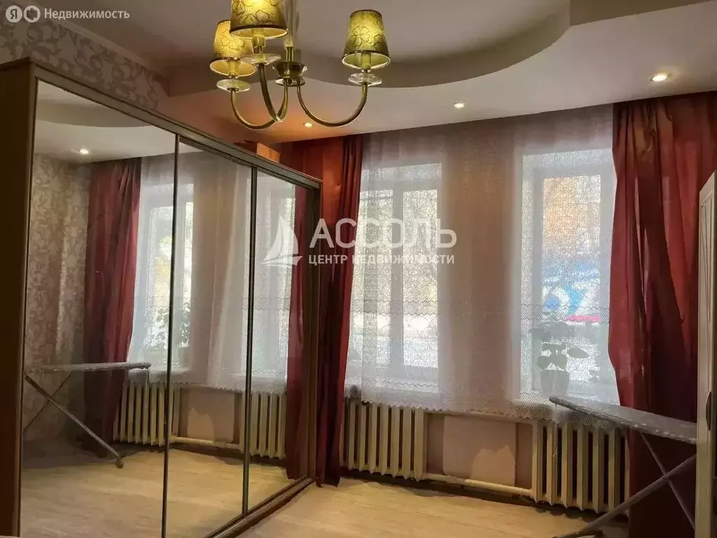 2-комнатная квартира: Омск, посёлок Чкаловский, улица Пархоменко, 18 ... - Фото 1