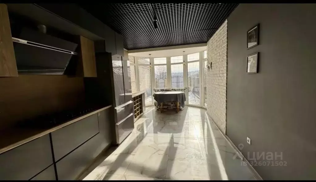 Дом в Ставропольский край, Ставрополь № 4 мкр, ул. Полтавская (117 м) - Фото 1