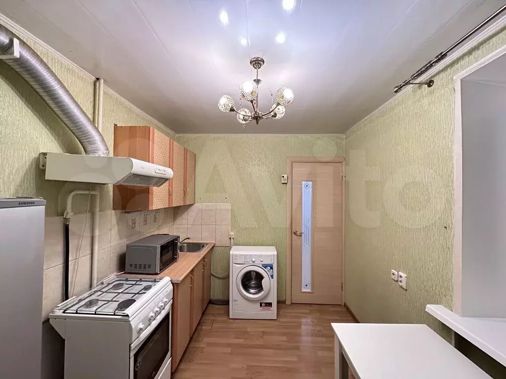 1-к. квартира, 30 м, 4/6 эт. - Фото 1