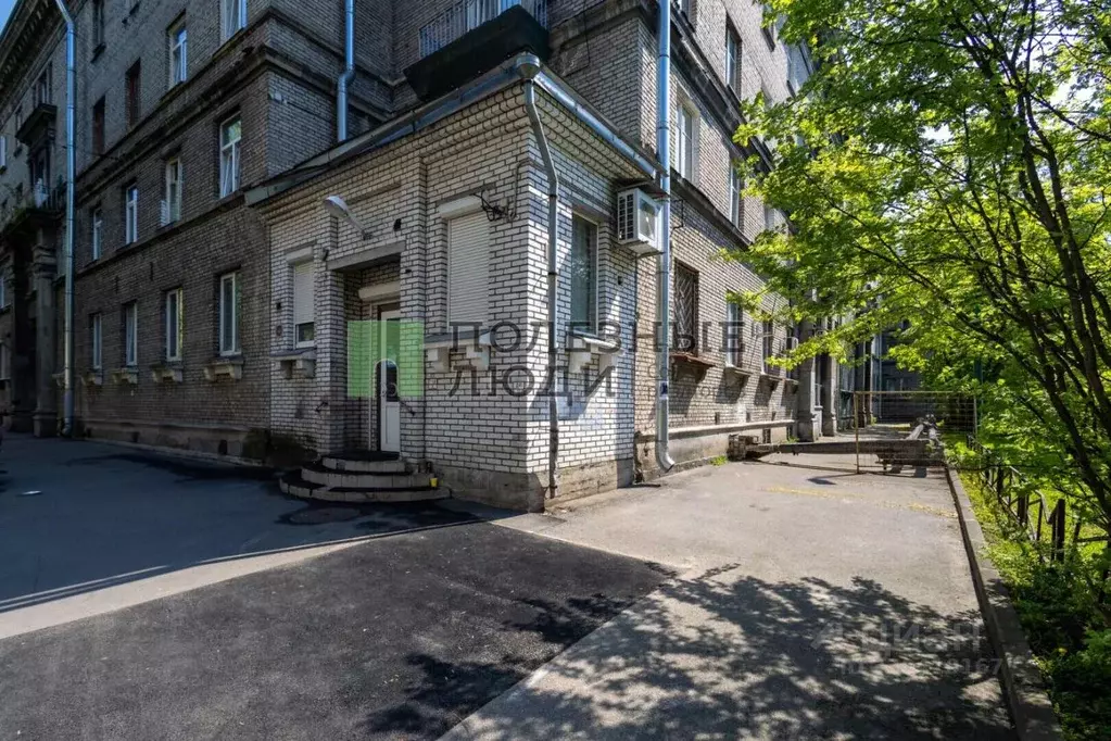 Торговая площадь в Санкт-Петербург Сестрорецкая ул., 2 (301 м) - Фото 1