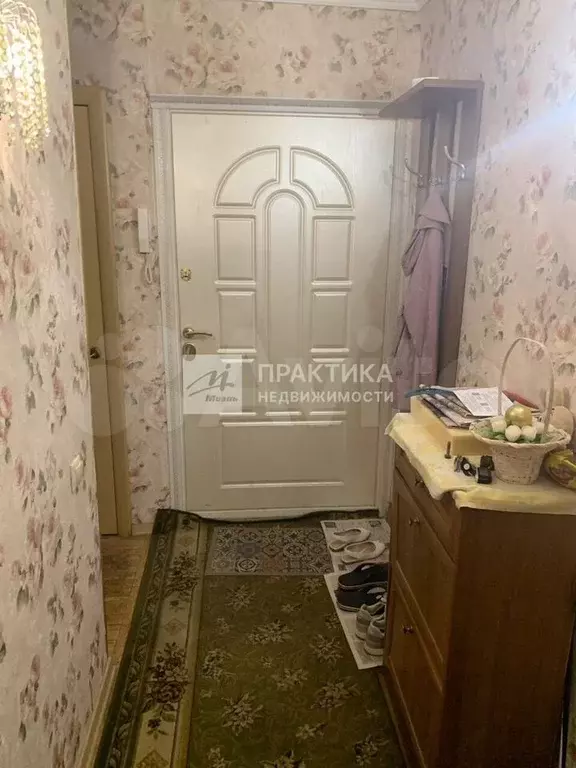 Комната 20 м в 3-к., 2/5 эт. - Фото 1