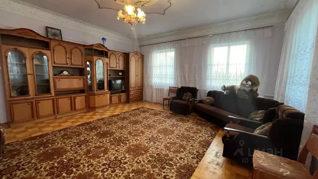 Дом в Краснодарский край, Лабинск ул. Воровского (183 м) - Фото 2