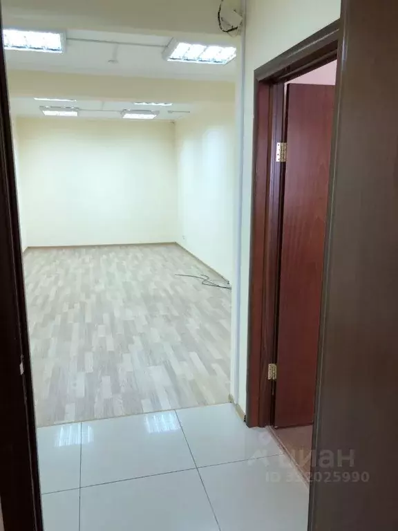 Офис в Самарская область, Самара ул. Братьев Коростелевых, 117 (63 м) - Фото 2