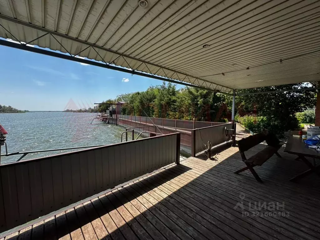 Дом в Ростовская область, Азовский район, Елизаветинская ст-ца пер. 8 ... - Фото 1