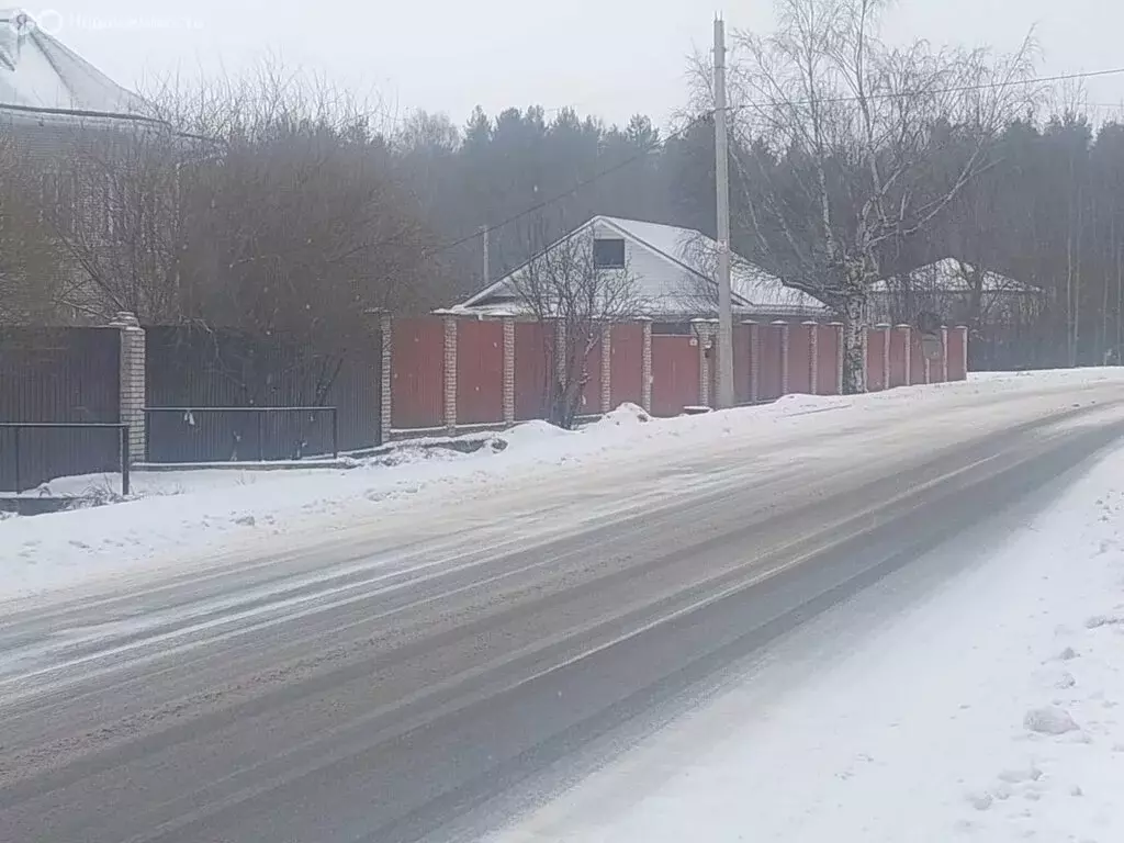 Участок в Аннинское городское поселение, деревня Рюмки (10 м) - Фото 1