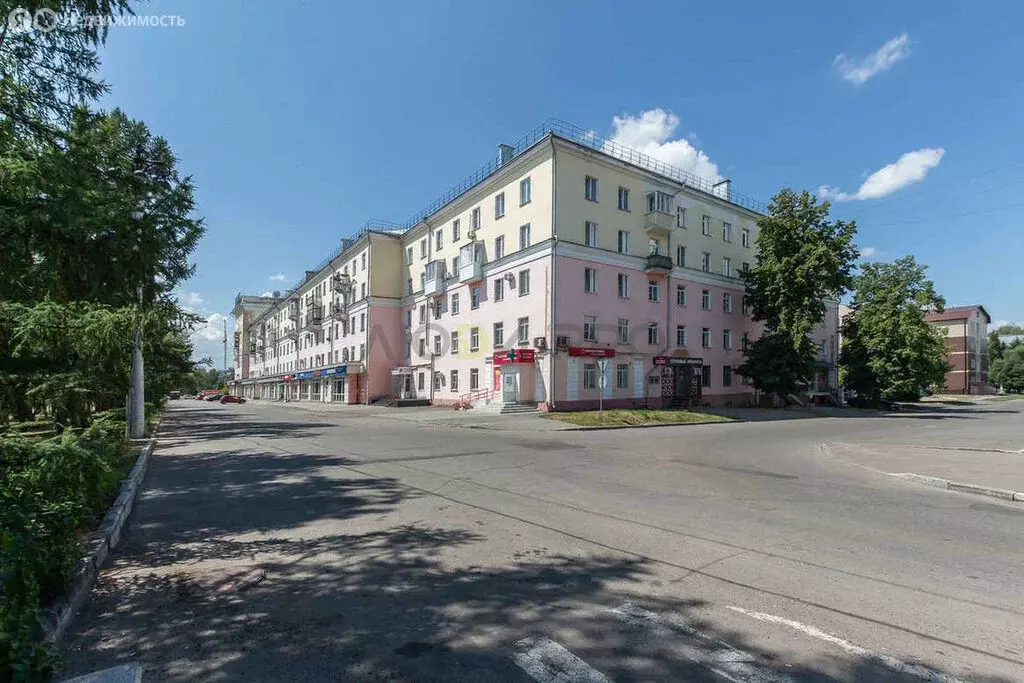 3-комнатная квартира: Барнаул, проспект Ленина, 56 (73.4 м) - Фото 1