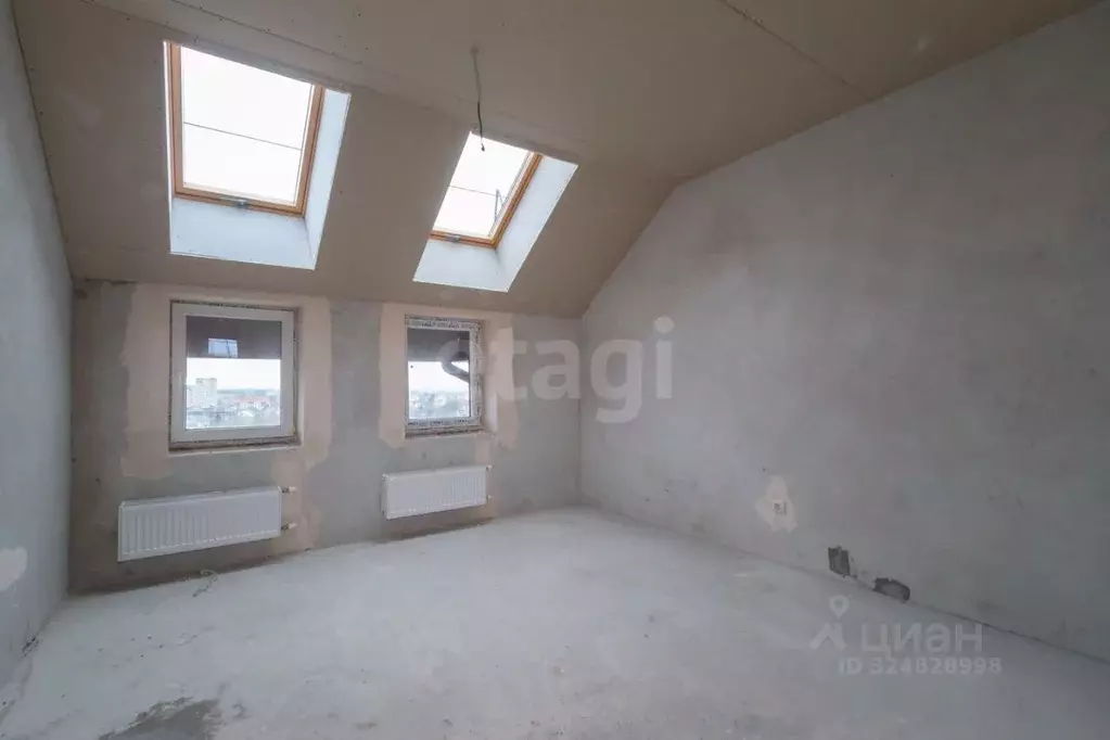 4-к кв. Калининградская область, Калининград Ганзейский пер., 70 ... - Фото 1