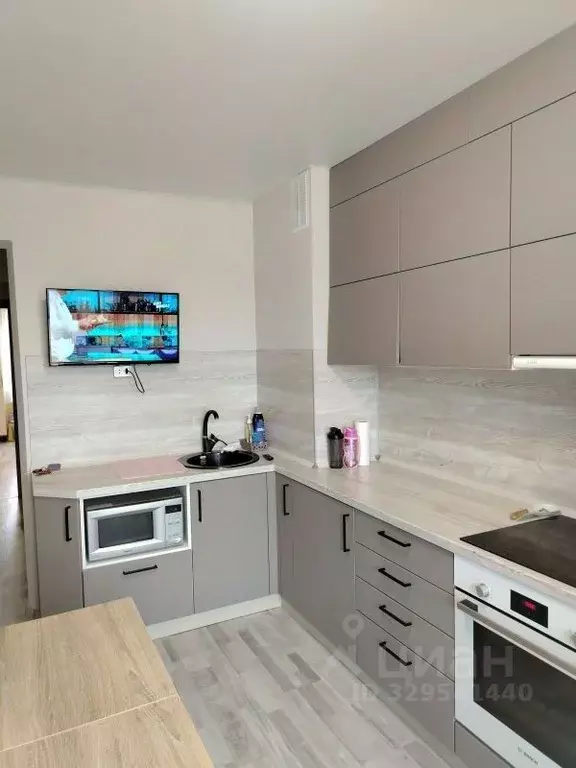 2-к кв. Курганская область, Курган Заозерный жилрайон, 4-й мкр, 12А ... - Фото 1