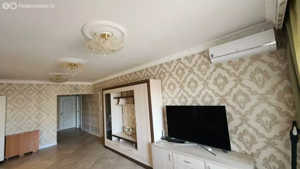 4-комнатная квартира: Якутск, улица Дзержинского, 34/2 (112 м) - Фото 1