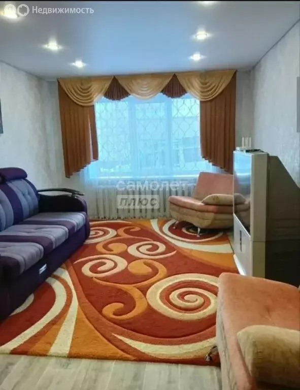 2-комнатная квартира: Миасс, улица 60 лет Октября, 8 (50 м) - Фото 2