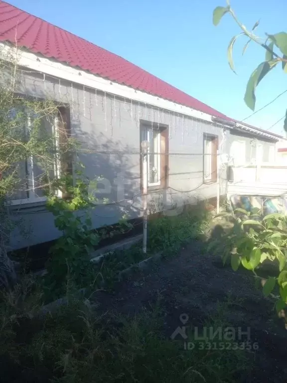 Дом в Омская область, Таврическое рп ул. Калинина, 7 (108 м) - Фото 1