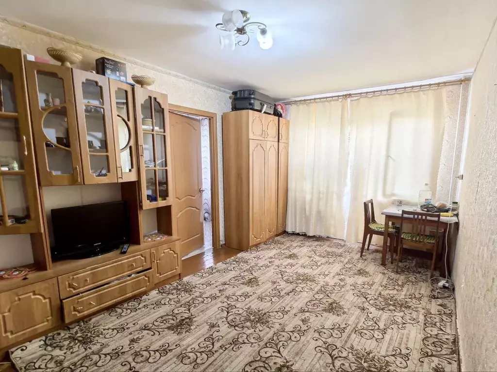 3-к кв. Челябинская область, Челябинск ш. Металлургов, 49а (55.0 м) - Фото 0