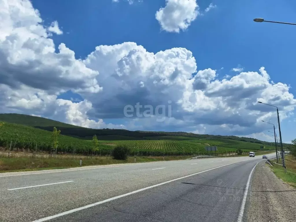 Участок в Краснодарский край, Новороссийск муниципальное образование, ... - Фото 0