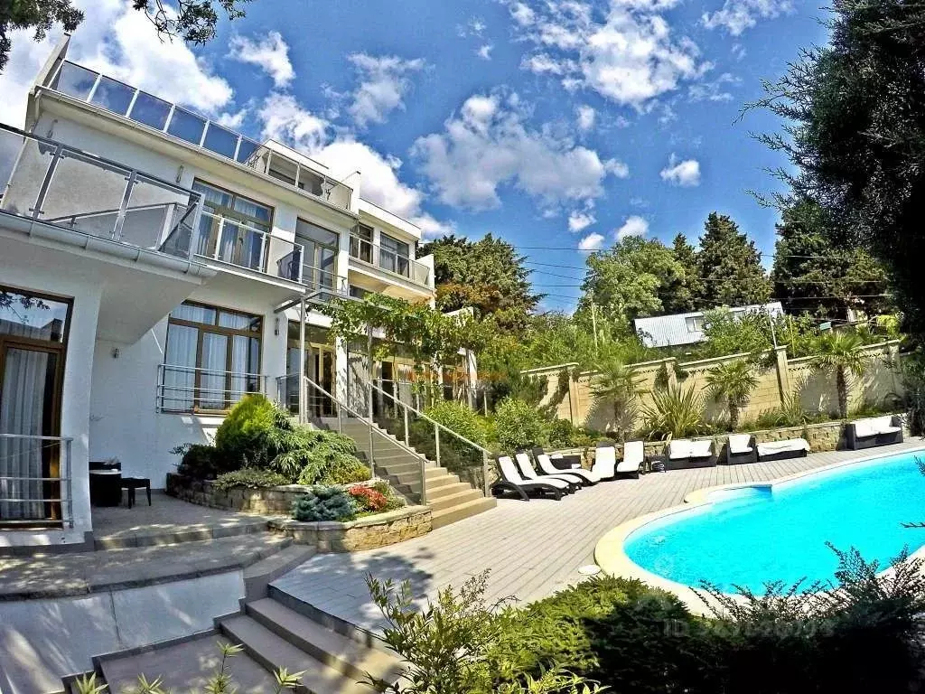 Дом в Крым, Ялта муниципальный округ, Парковое пгт  (300 м) - Фото 2