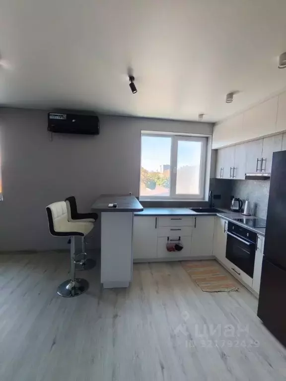 Студия Краснодарский край, Туапсе ул. Карла Маркса, 30 (32.0 м) - Фото 1