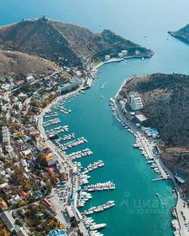 Дом в Севастополь, Севастополь, Балаклава г. ул. Невская (140 м) - Фото 1