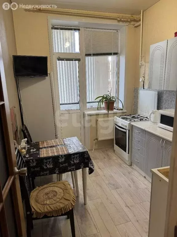 2-комнатная квартира: Новый Уренгой, Сибирская улица, 45А (53 м) - Фото 2