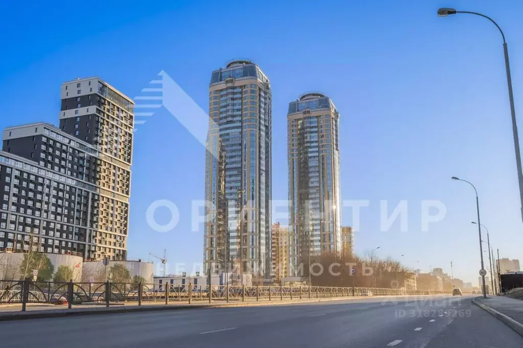 1-к кв. Свердловская область, Екатеринбург ул. Машинная, 1Бк2 (43.9 м) - Фото 1