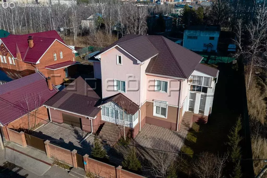 Дом в Красноярск, улица Академгородок, 60 (367 м) - Фото 0