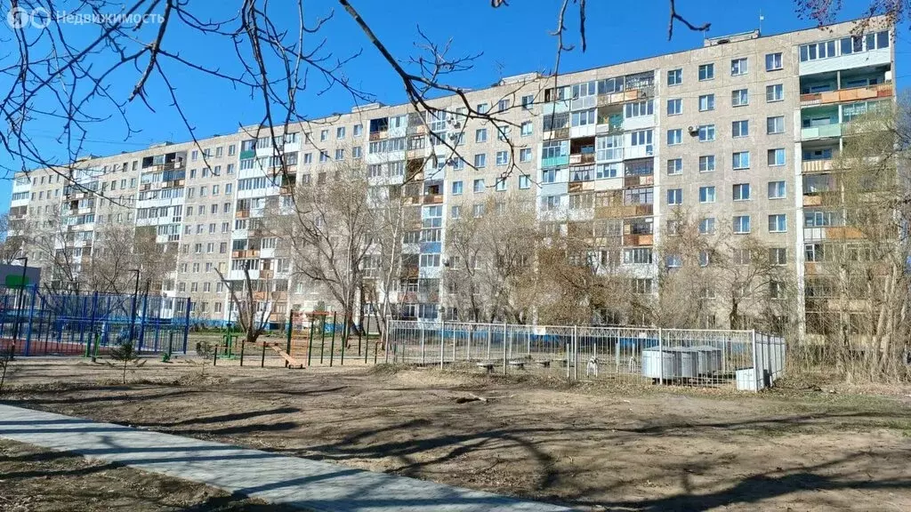 3-комнатная квартира: Омск, микрорайон Заозёрный, улица Стрельникова, ... - Фото 0