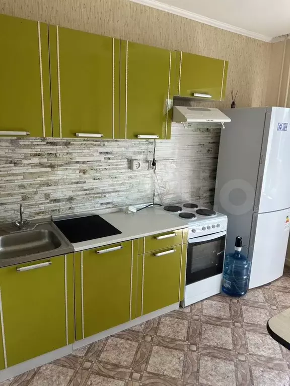 1-к. квартира, 50 м, 6/9 эт. - Фото 0