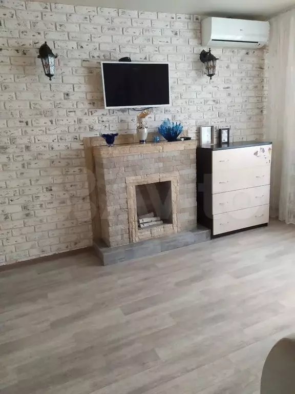 2-к. квартира, 40 м, 1/5 эт. - Фото 0