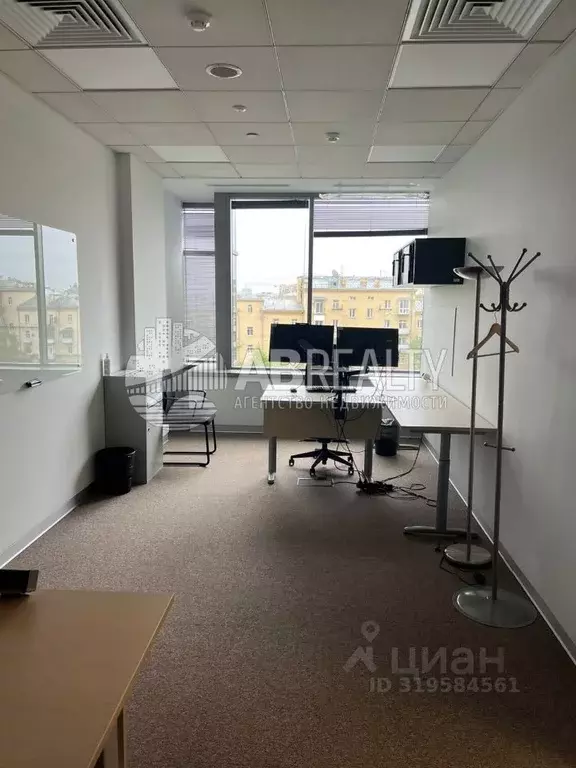 Офис в Москва ул. Гашека, 6 (280 м) - Фото 1