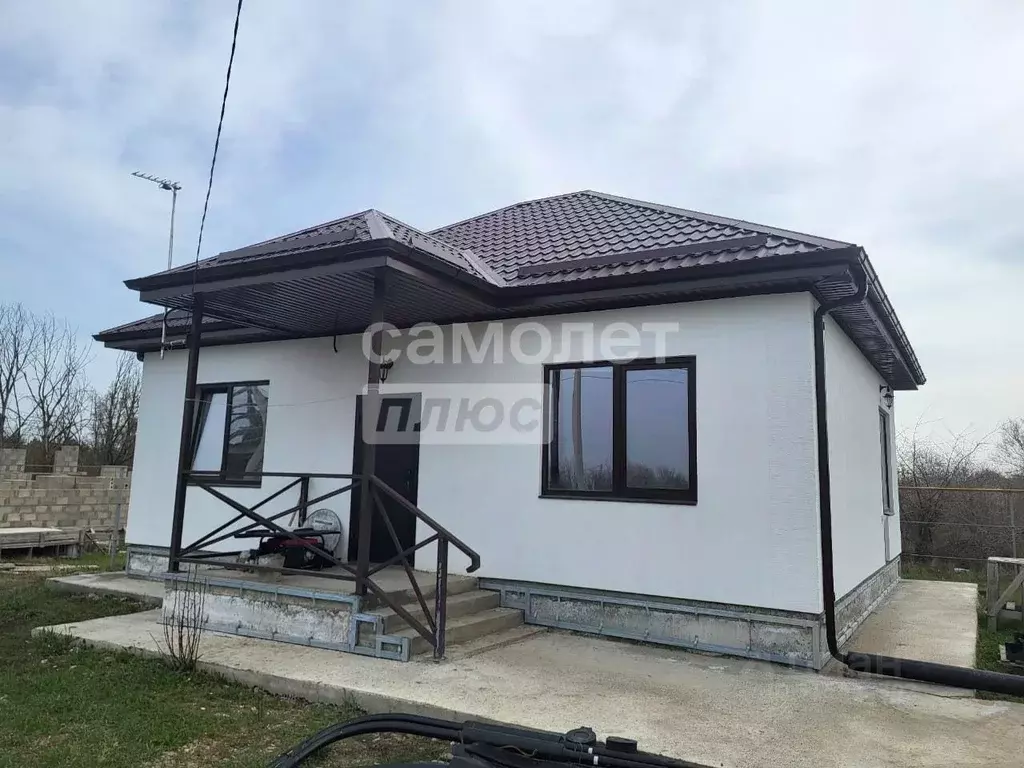 Дом в Краснодарский край, Абинск Подгорная ул. (80 м) - Фото 0
