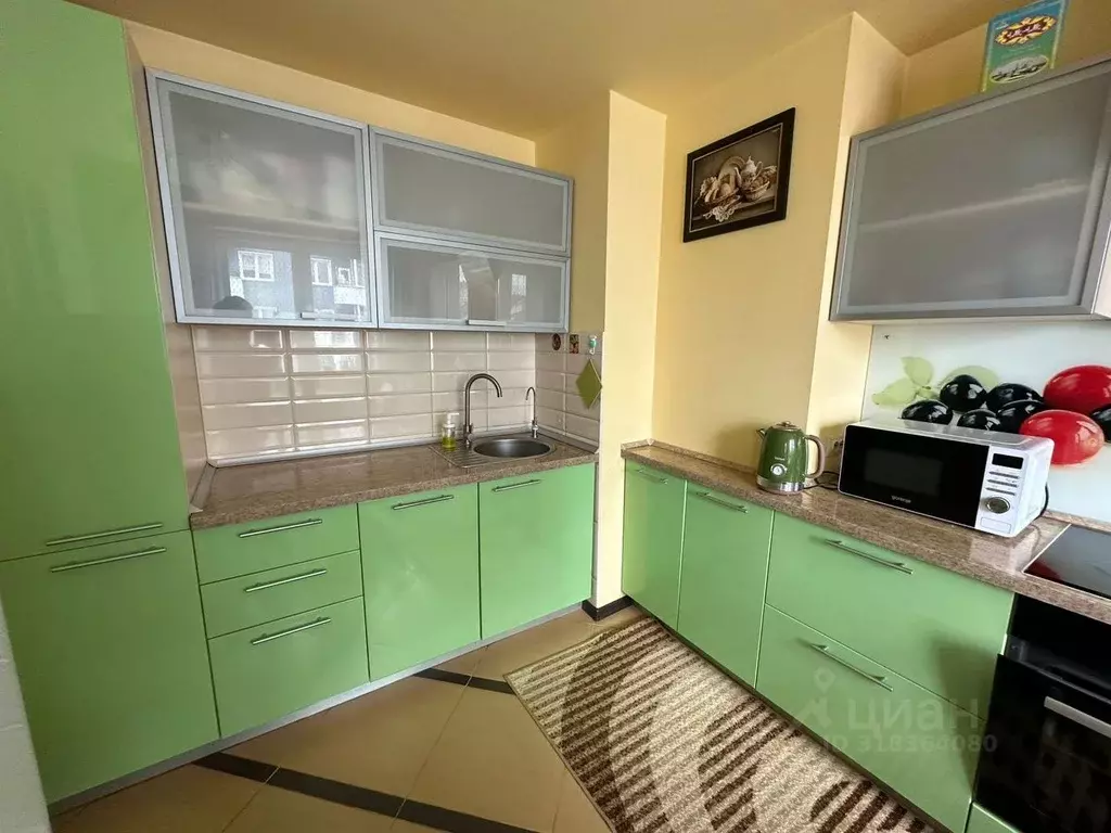 3-к кв. Иркутская область, Иркутск ул. Багратиона, 49 (69.0 м) - Фото 2