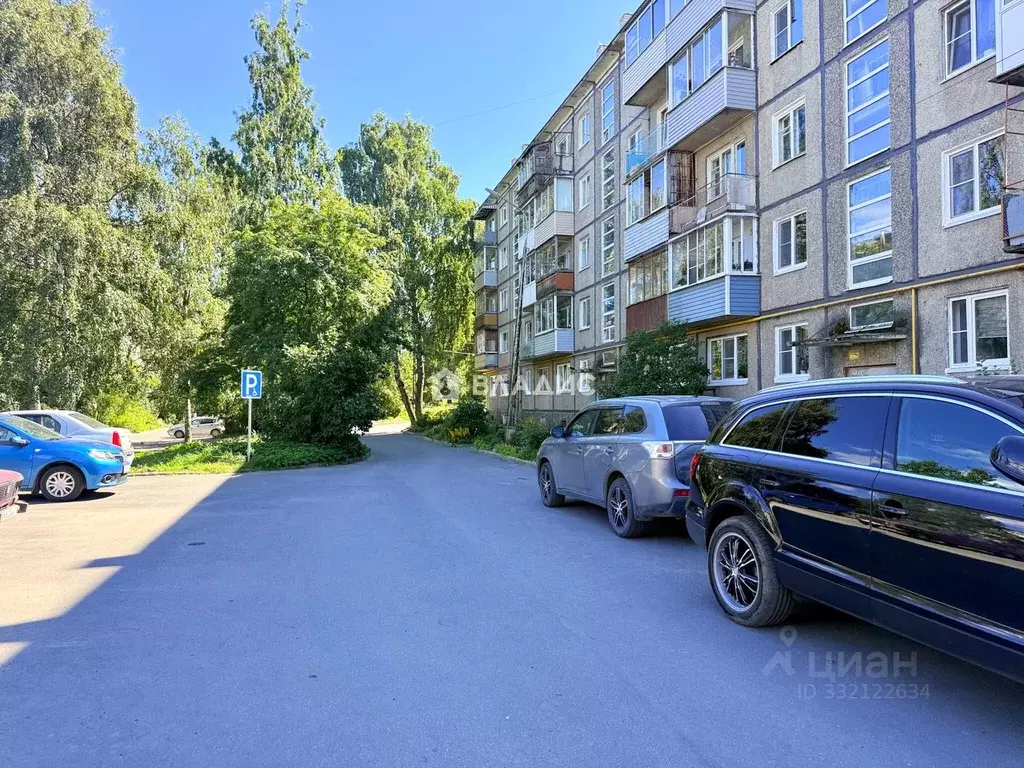 2-к кв. Карелия, Петрозаводск Нойбранденбургская ул., 14А (45.7 м) - Фото 2